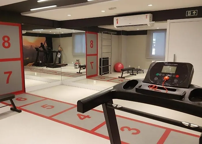 Loft Bem Localizado Com Vaga De Garagem *